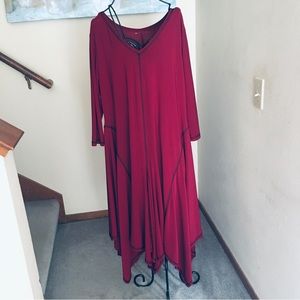 Deep red size L/XL flowing dress